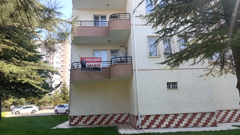 Gökkentte Site içerisinde 1.Kat 3+1