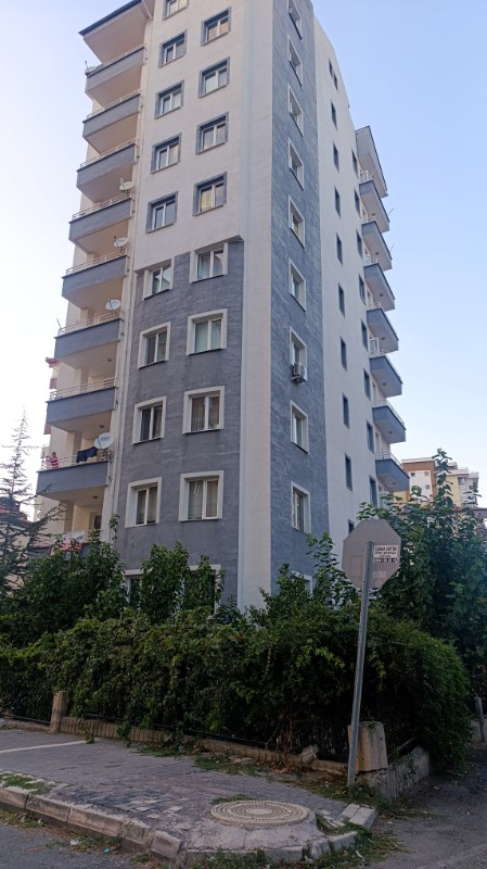 ESENYURTTA SATILIK 4+1 2. KAT DAİRE